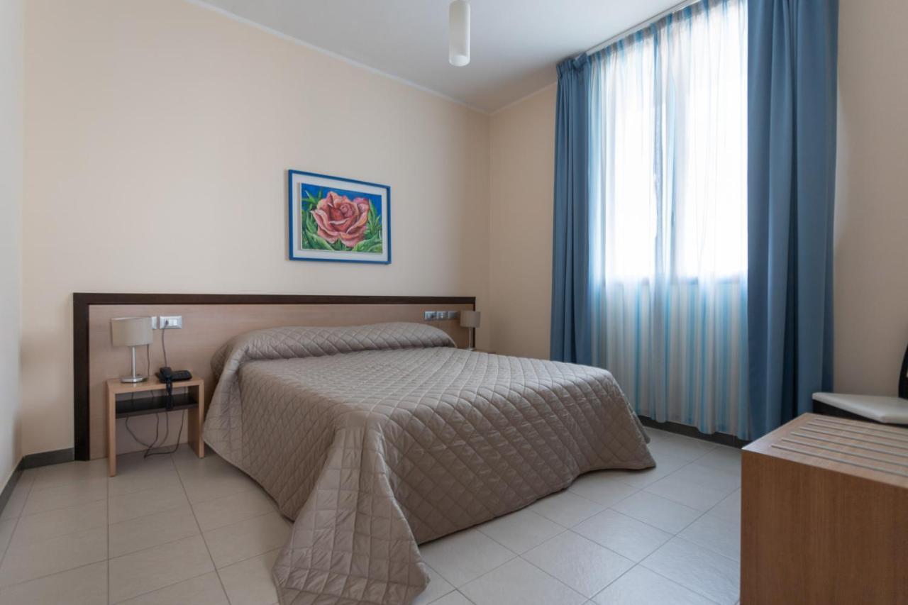 Club Azzurro Hotel & Resort Porto Cesareo Exterior foto