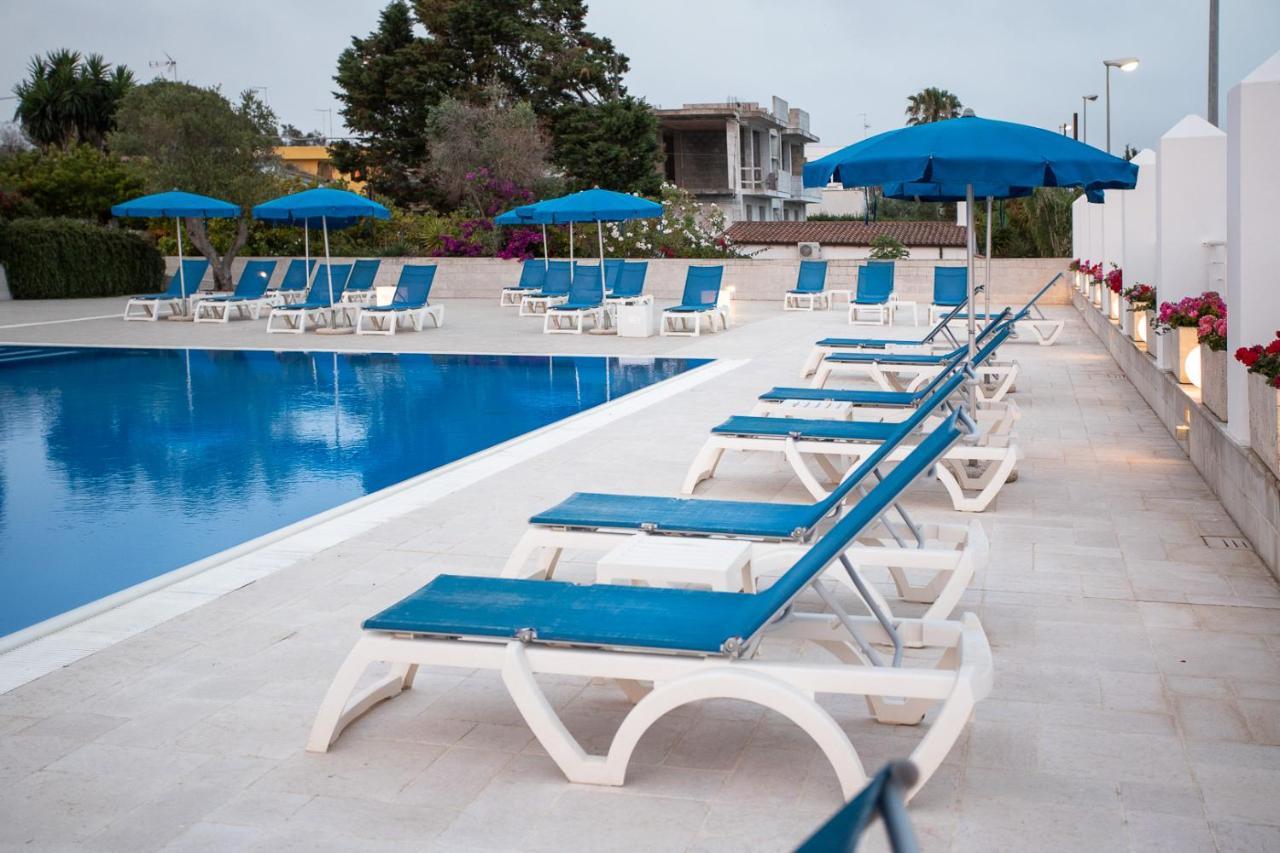 Club Azzurro Hotel & Resort Porto Cesareo Exterior foto